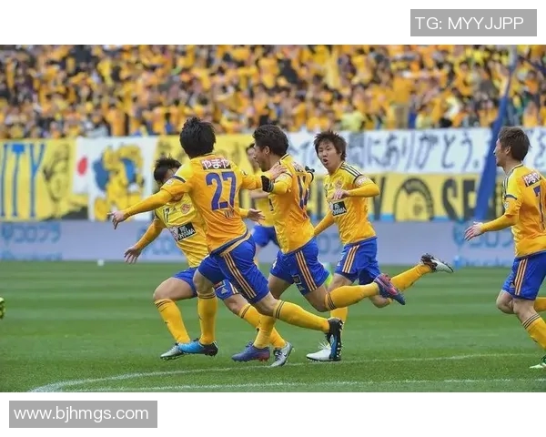 足球巨星精彩瞬间集锦视频展现球场魅力与激情的完美演绎 足球巨星精彩瞬间集锦视频展现球场魅力与激情的完美演绎