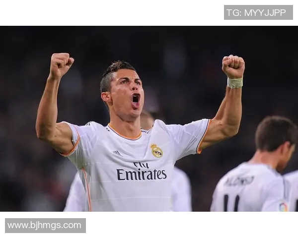 足球明星个人档案揭秘：从青涩少年到世界顶级球星的成长之路