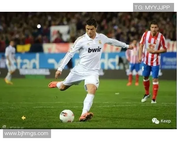 足球明星们的O型腿现象揭秘与影响分析