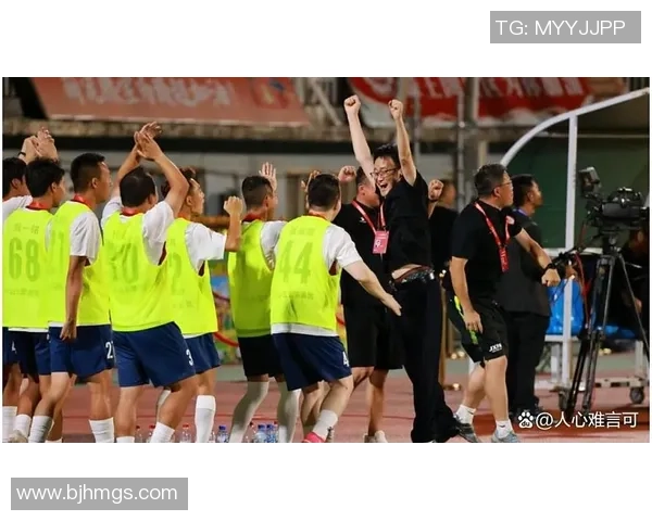 足球明星加盟国内综艺节目引发热议球迷与粉丝期待精彩互动与新鲜体验 足球明星加盟国内综艺节目引发热议球迷与粉丝期待精彩互动与新鲜体验