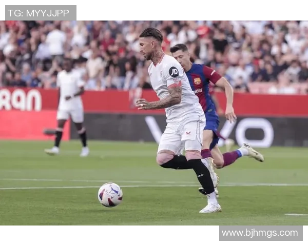 足球明星拉莫斯精彩瞬间集锦动作视频回顾他的辉煌职业生涯