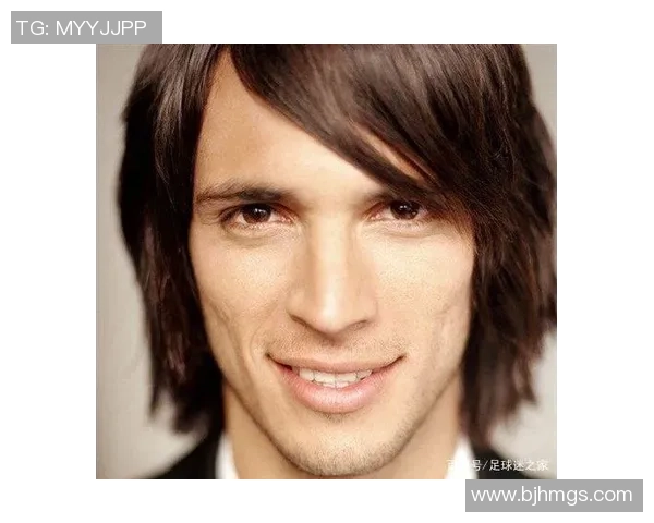 足球明星独特发型刻字创意展示引领时尚潮流的视觉盛宴