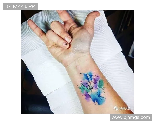 足球明星纹身图案全解析让你领略球场风采与个性魅力